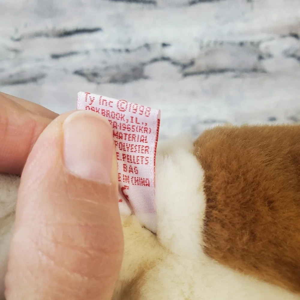 TY BEANIE BUDDY TRACKER BASSET HOUND DOG 12